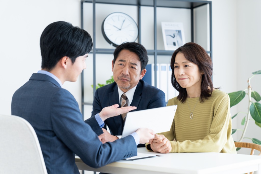 悩みを相談する